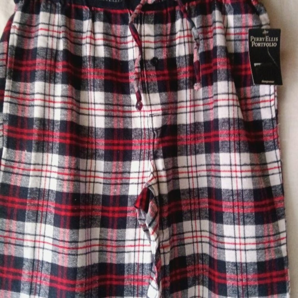 Men's White Red Plaid Pajama Pants Size Large NWT Perry Ellis